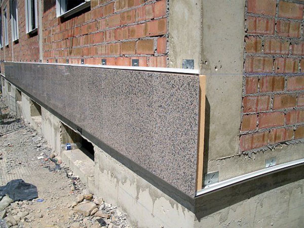 thermal-panels-on-the-facade